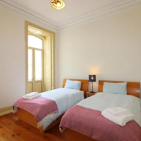 Vakantiehuis Casa 11 Cravos By Lovelystay Figueira da Foz