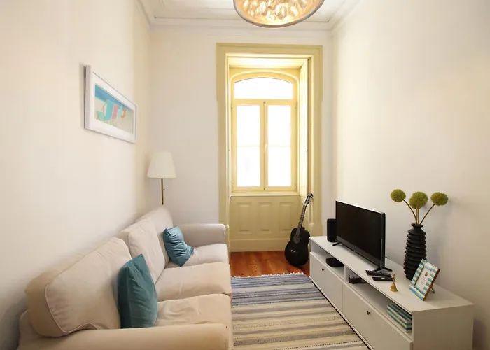 Casa 11 Cravos By Lovelystay * Figueira da Foz
