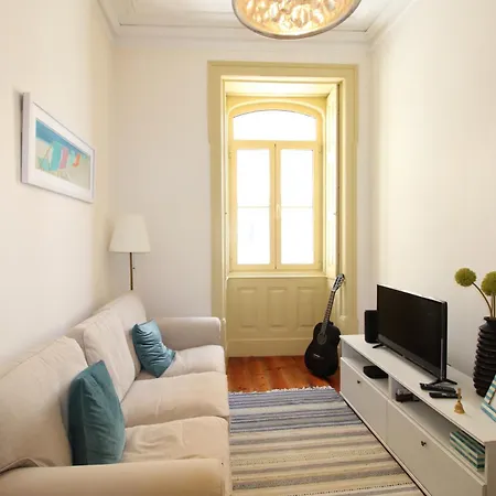 Casa 11 Cravos By Lovelystay * Figueira da Foz